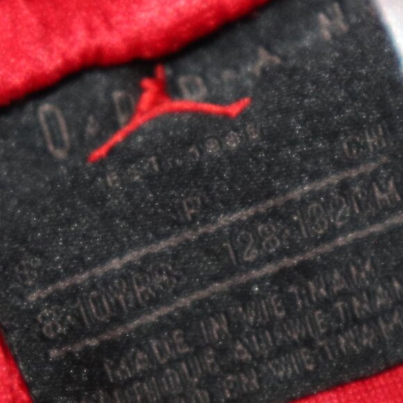 🏀🖤❤️ Jordan Air Basketball Shorts · Size Small (8–10Y) - Picture 3 of 4